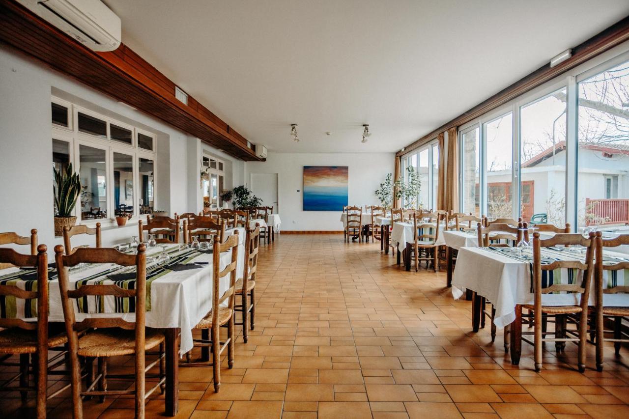 Logis Hotel Restaurant Espelletenia Larceveau-Arros-Cibits Bagian luar foto