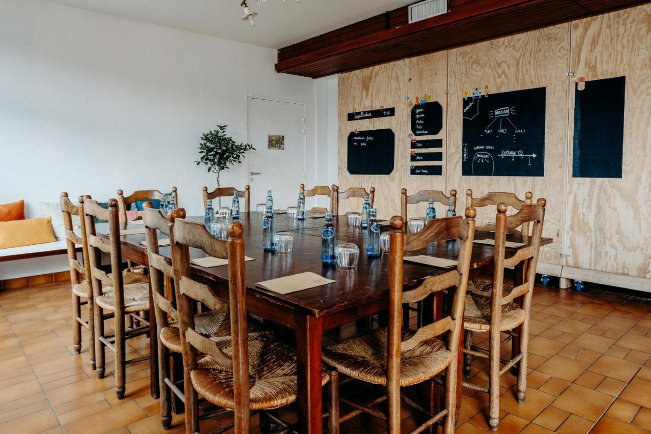 Logis Hotel Restaurant Espelletenia Larceveau-Arros-Cibits Bagian luar foto